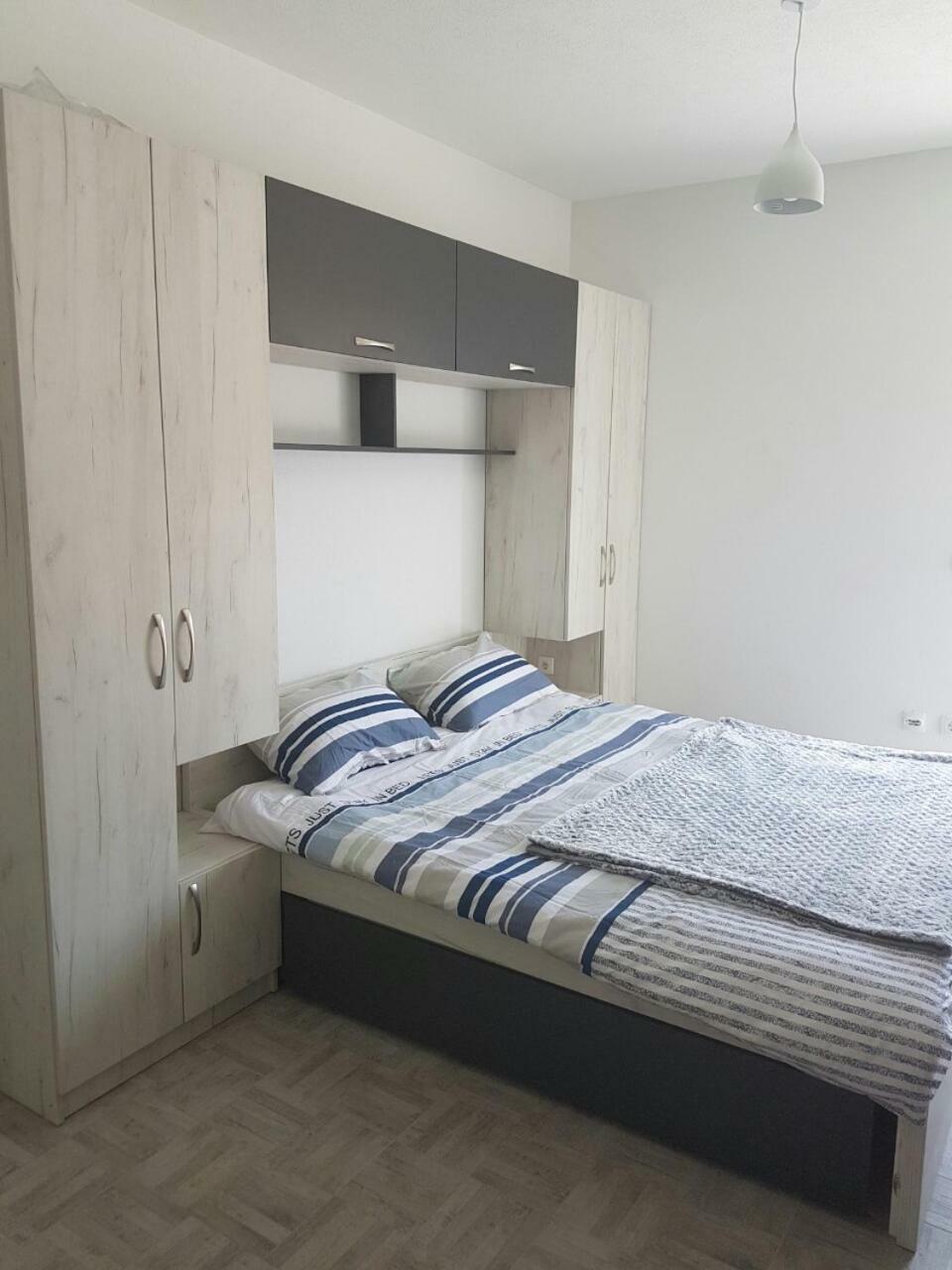 Porto Njegusi A2 Apartment เซทินเจ ภายนอก รูปภาพ