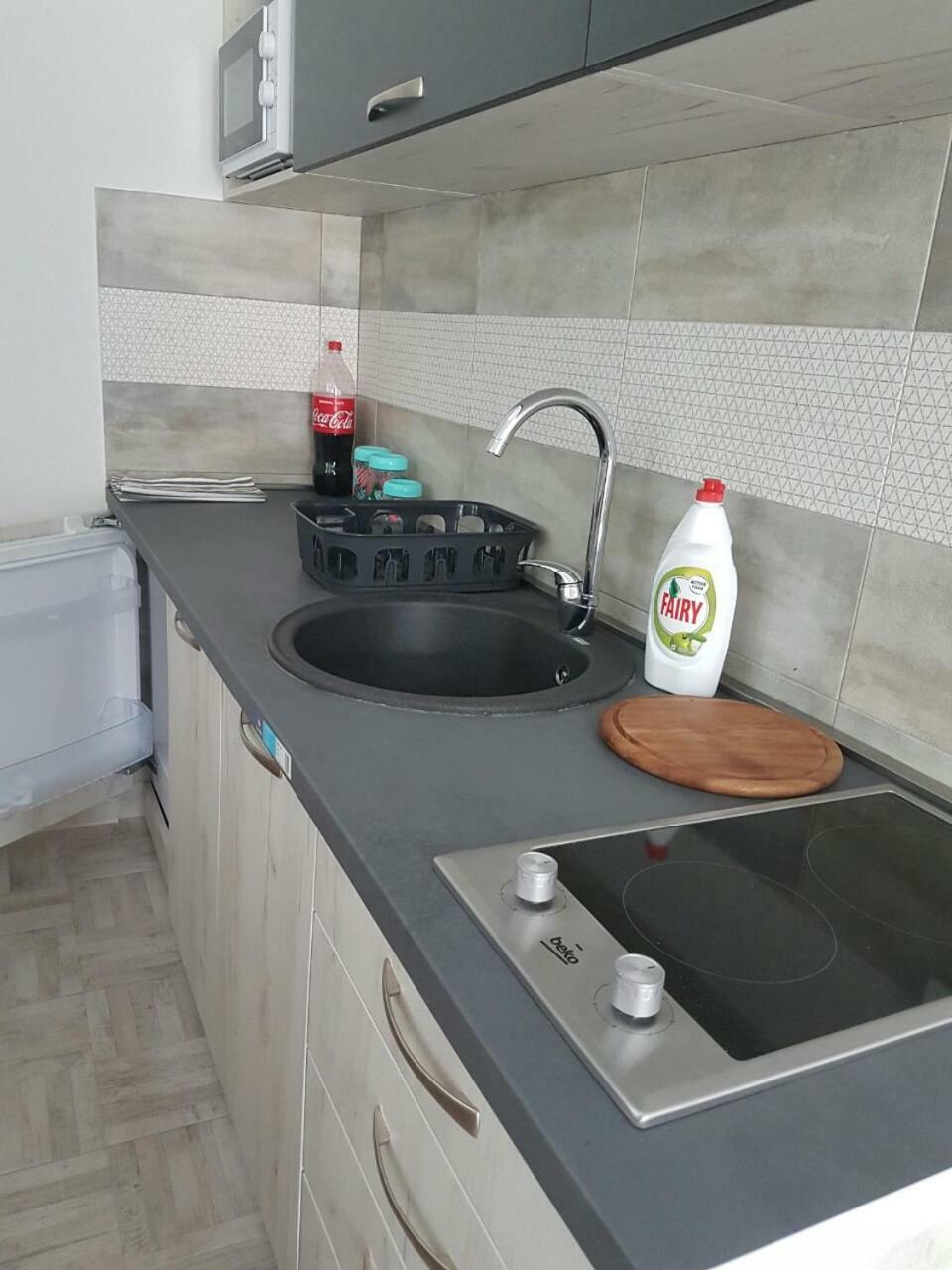 Porto Njegusi A2 Apartment เซทินเจ ภายนอก รูปภาพ